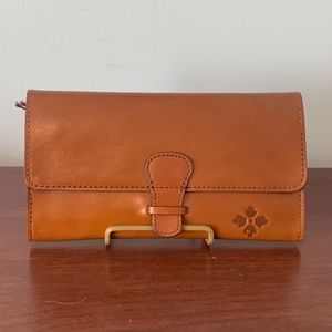 Patricia Nash Tan Travel Pouch--RFID Protected